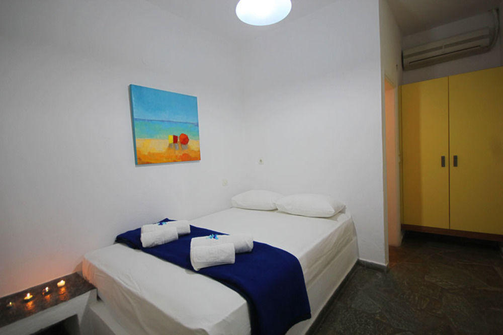 Milos Achivadolimni Camping Apartamento Adamantas  Exterior foto